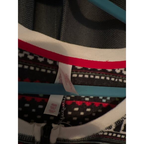 Ugly Christmas Sweater Onesie Size Small - Picture 2 of 3